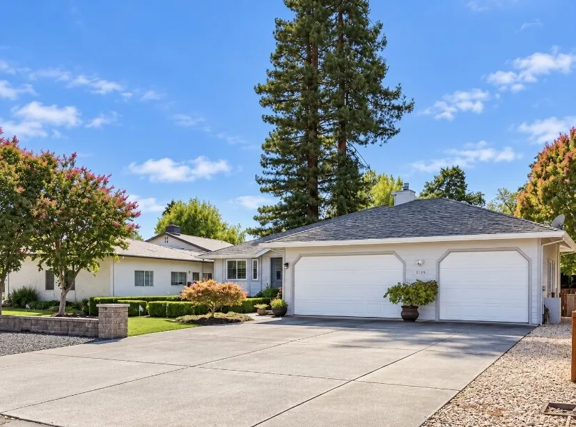 3159 Saint Francis Drive — photo