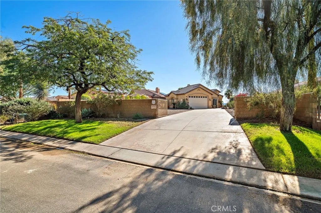2710 Colorado River — photo