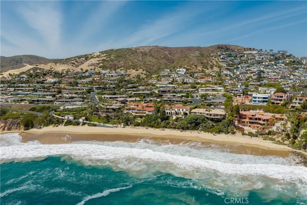 145 Irvine Cove Court — photo