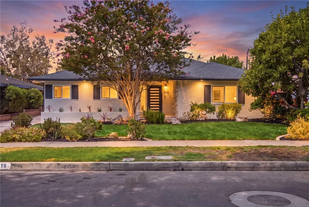 2116 Freeman — photo