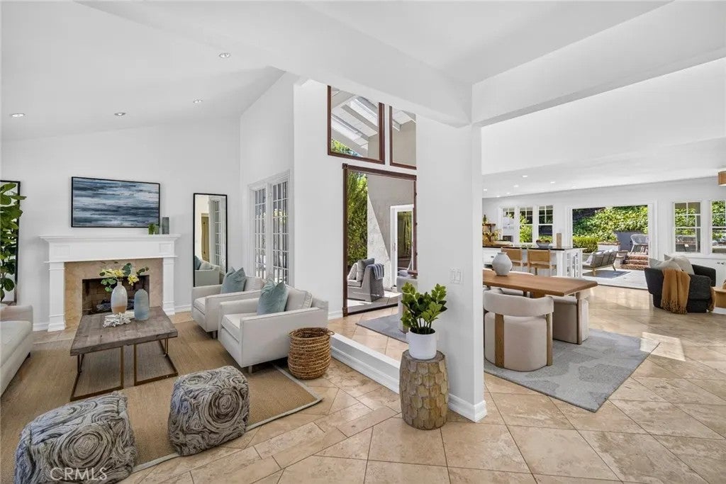 29131 Kensington Drive — photo
