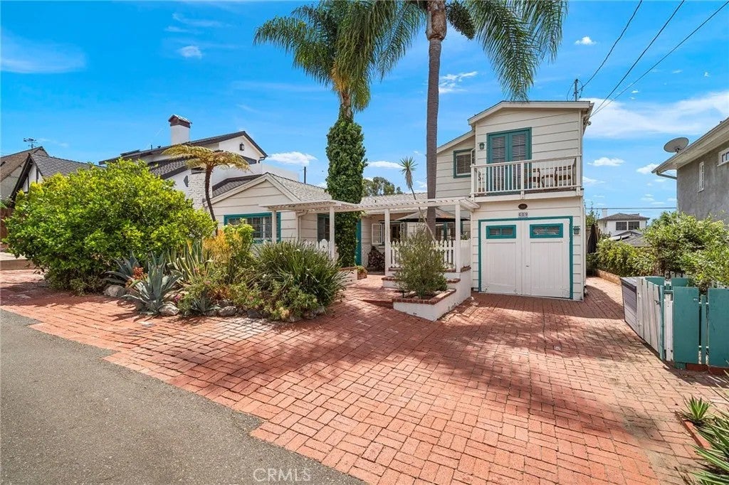 609 Seaview Street — photo