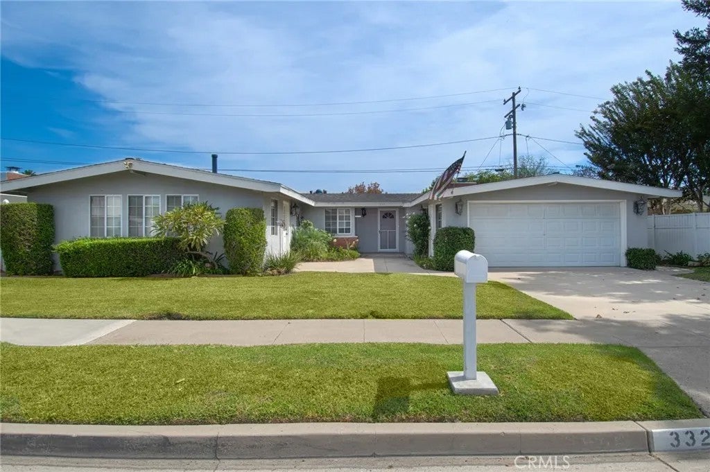332 Walnut Street — photo