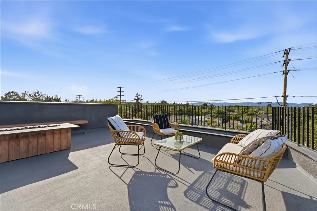 3601 Mclaughlin Avenue — photo