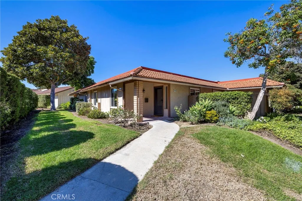 3122 Via Serena North Unit C — photo