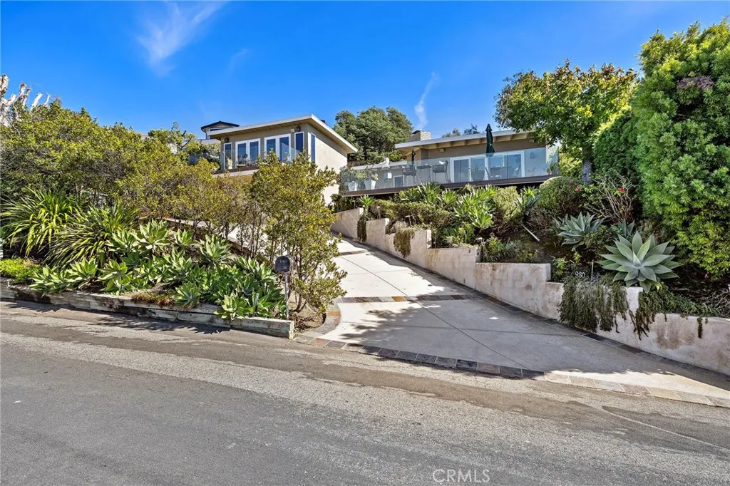 930 Canyon View Drive — photo