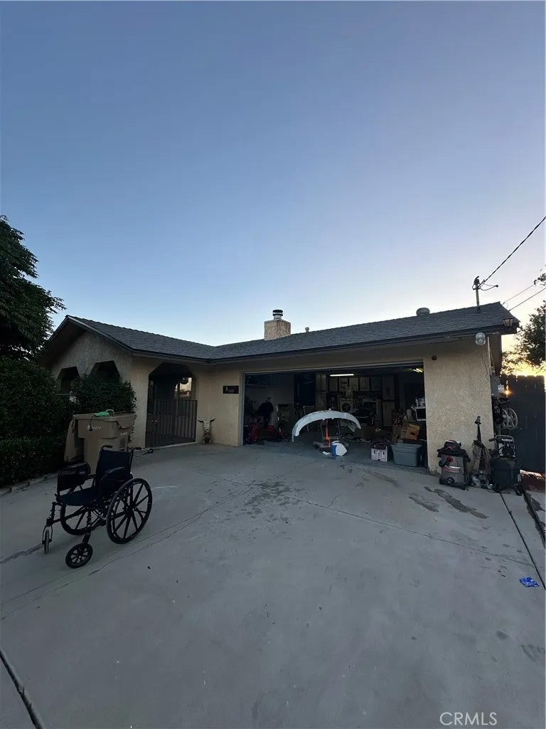 7520 Oakwood Avenue — photo