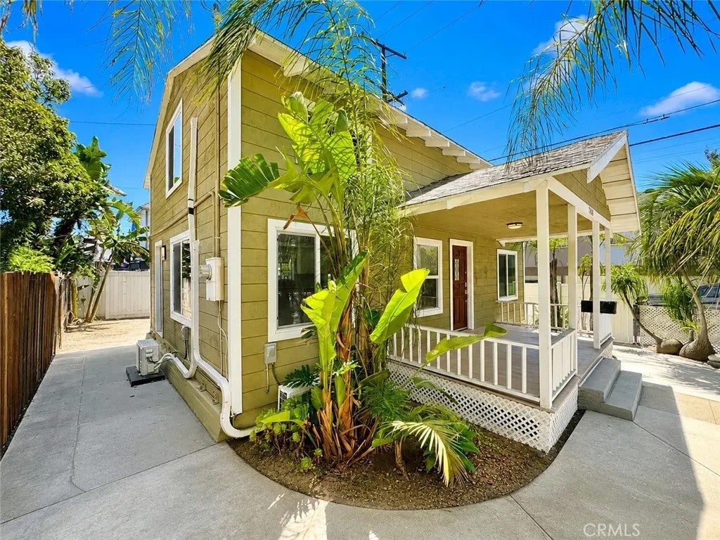 12618 Bailey Street — photo
