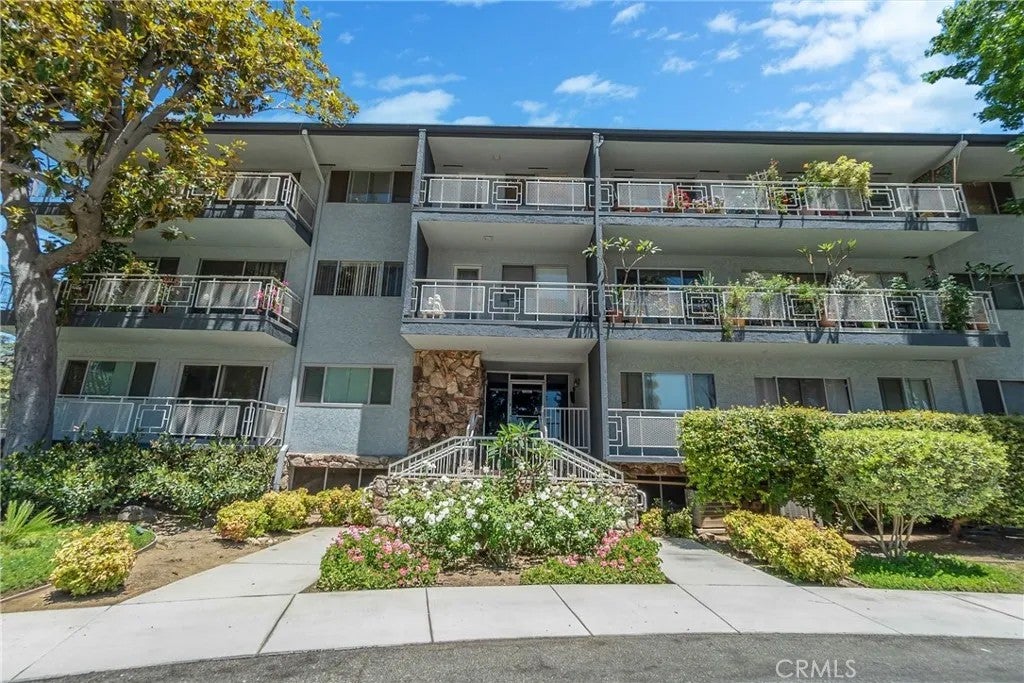 12035 Beverly 1F — photo