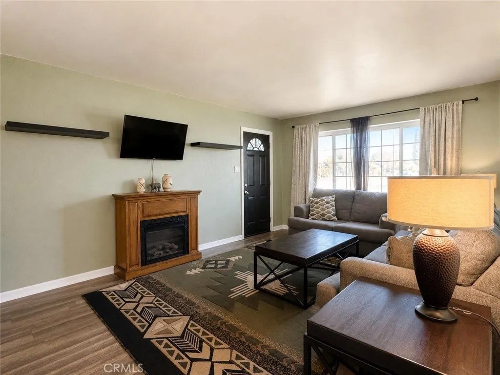 419 E 186th Street, Carson, CA 90746 — photo 2