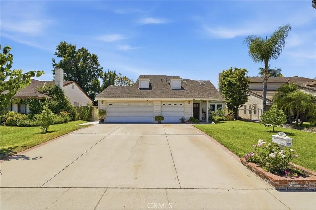 6581 Eagle Drive — photo