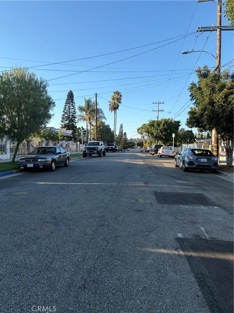 225 S Kern — photo