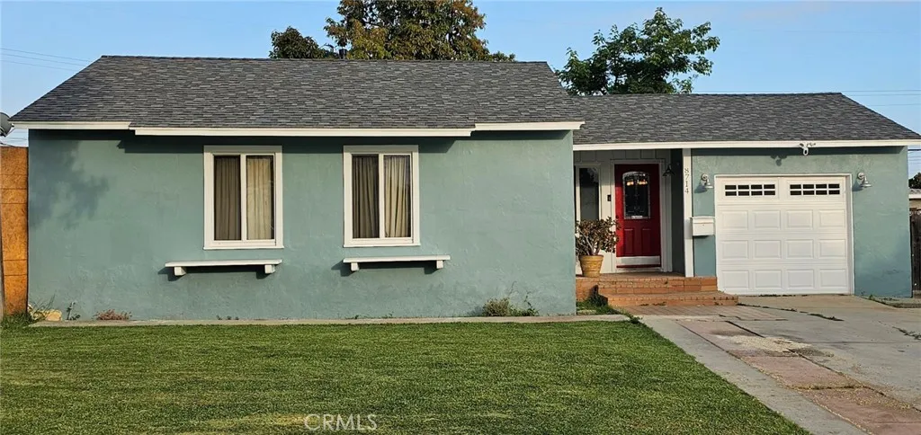 8714 Michigan — photo