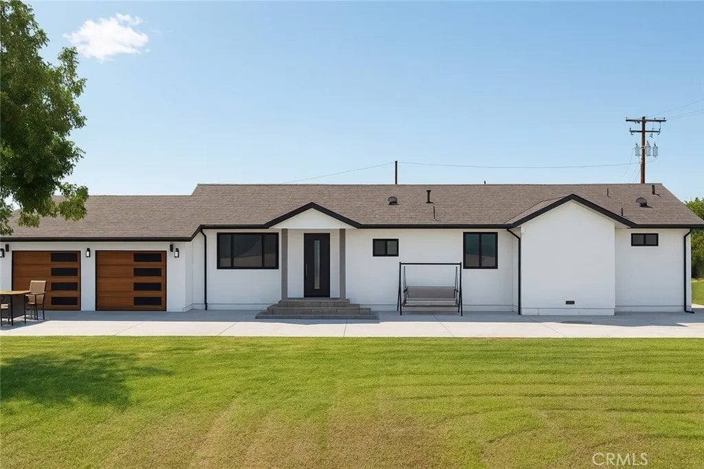23421 Road 6 — photo