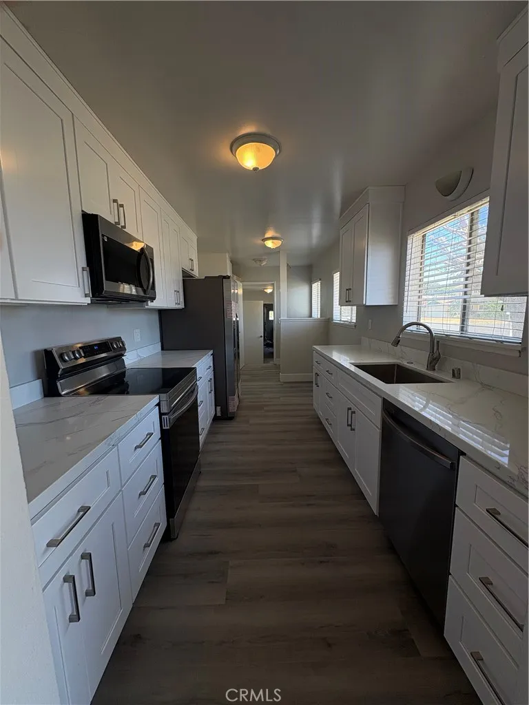 1963 Merced, Merced, CA 95341 — photo 2