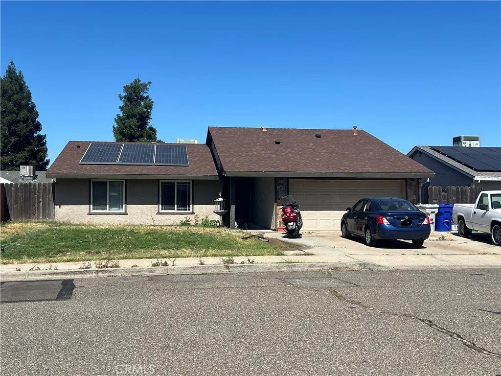 3347 Stacey Court — photo