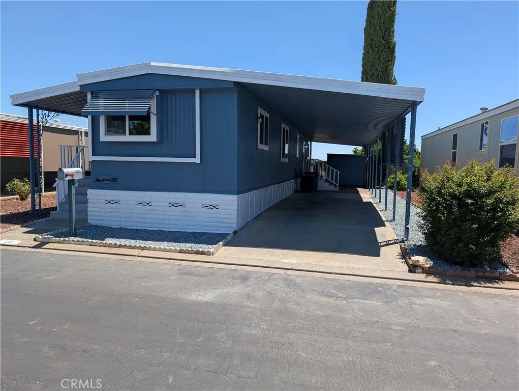 2240 Golden Oak Ln #28 — photo