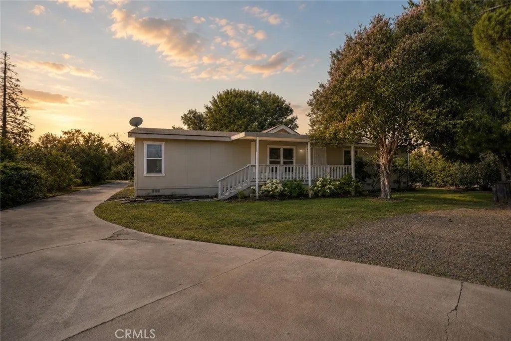 2924 E South Bear Creek — photo