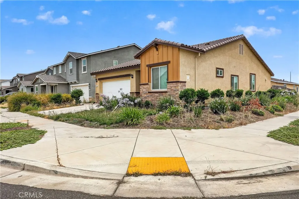 714 Suzanne, Merced, CA 95348 — photo 2
