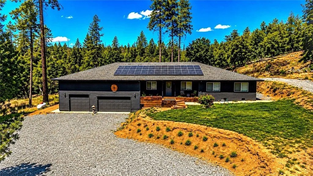 5999 Sugar Pine — photo