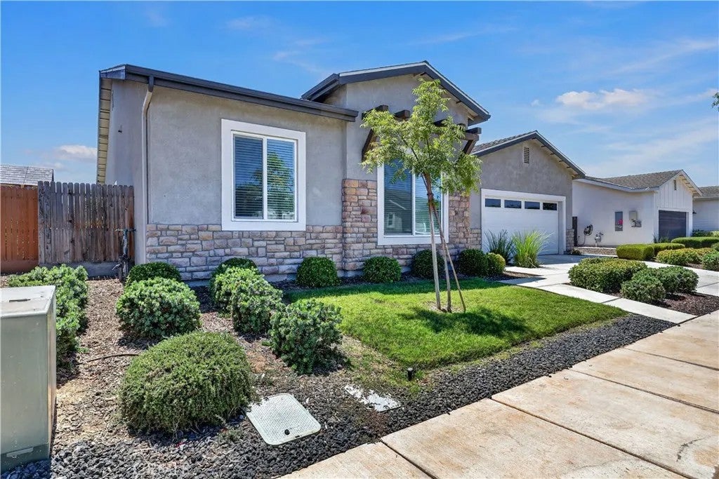 2462 Valverde Drive — photo