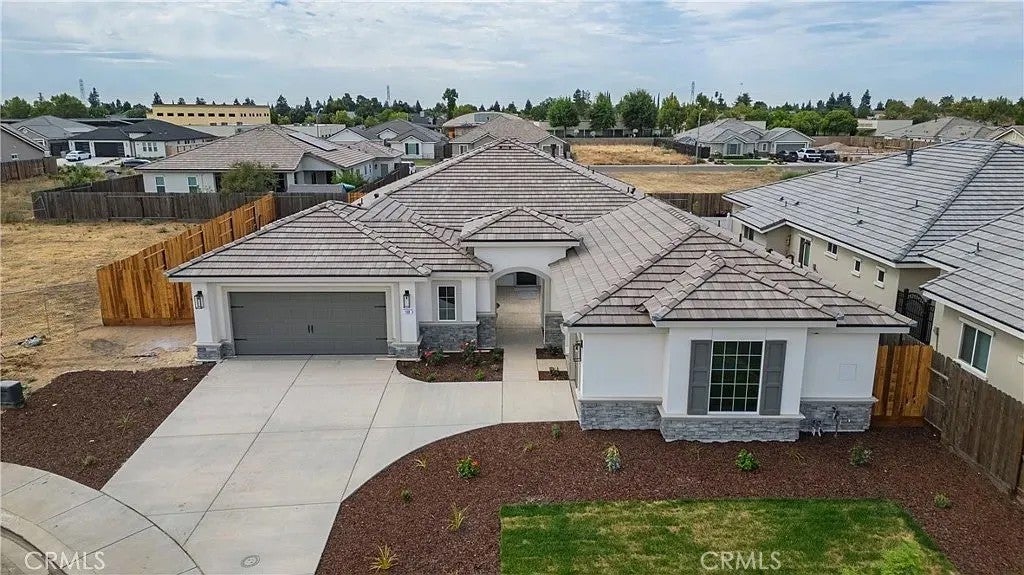 160 Jeanna Ct — photo