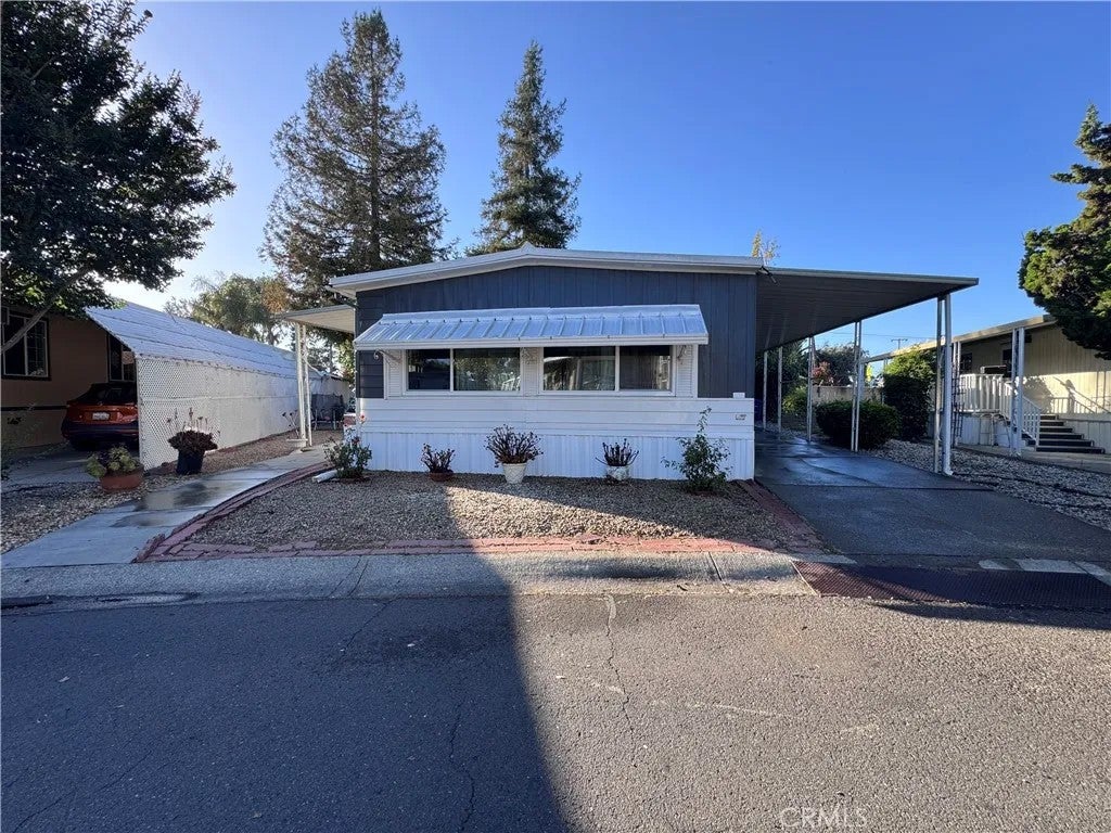 1421 Jerez — photo