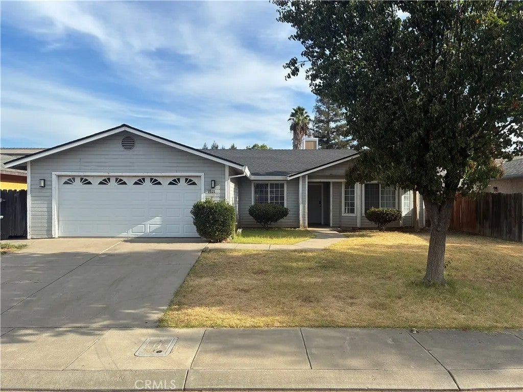 1921 Fultz Court — photo