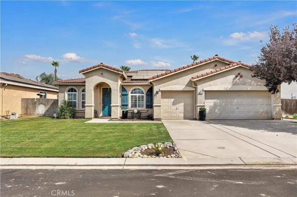 9020 Hunters Creek Way — photo