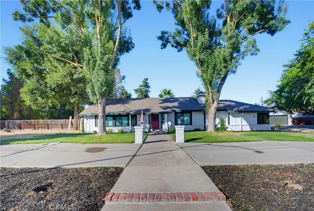 5548 Fleming Rd — photo