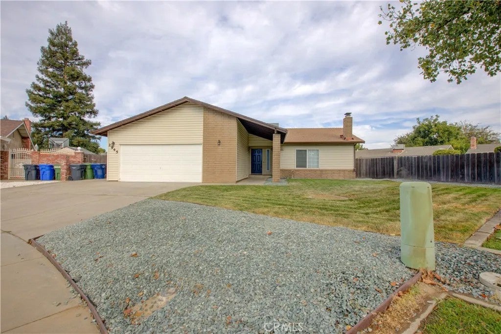 2945 Hughes Court — photo
