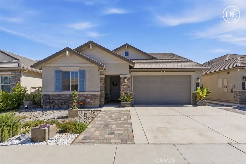 1437 Sunridge Court — photo