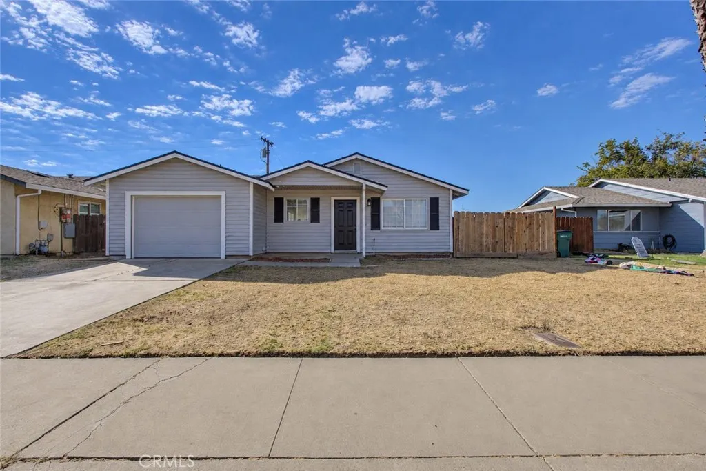 2425 Apache Street, Merced, CA 95348