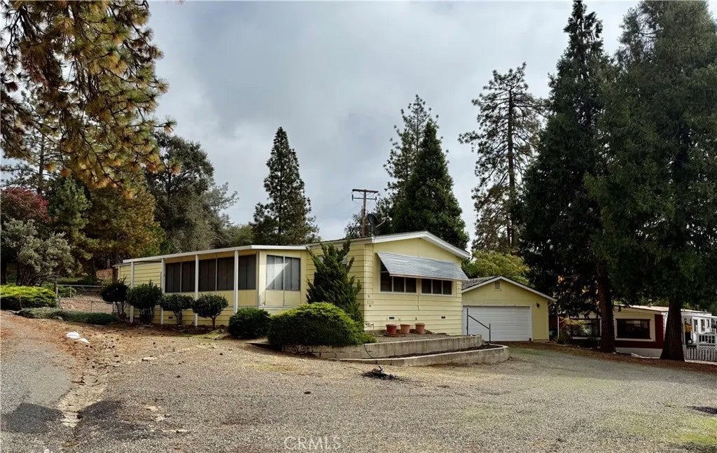 4878 Leonard 11 — photo