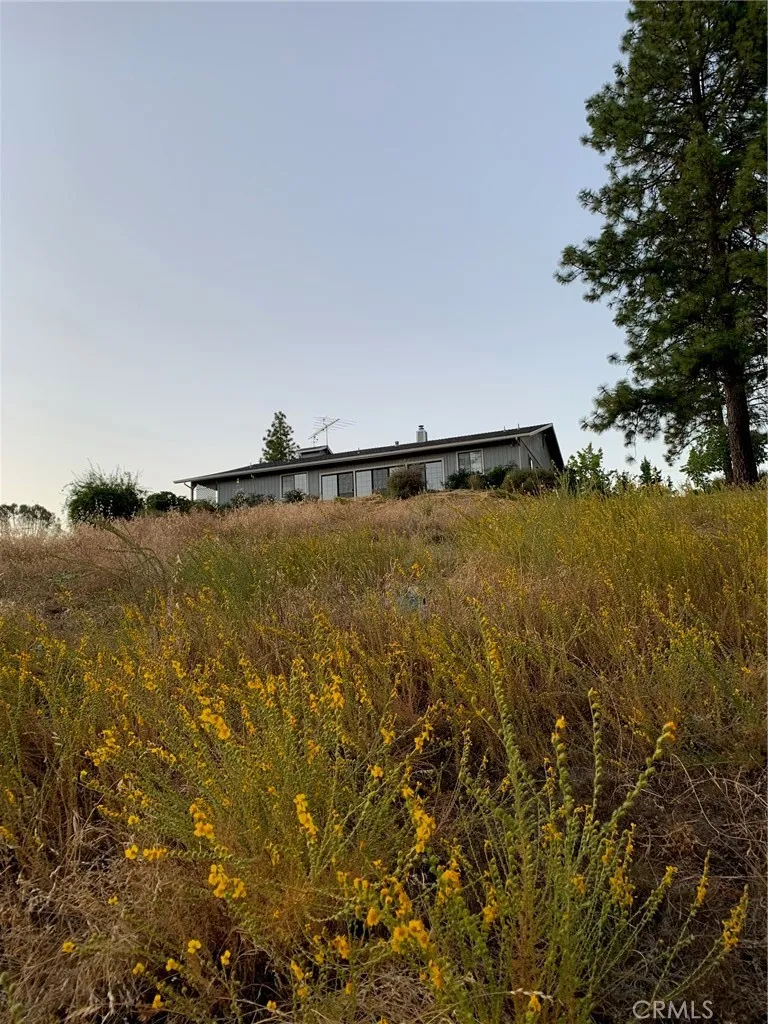 5636 E Whitlock, Mariposa, CA 95338 — photo 2