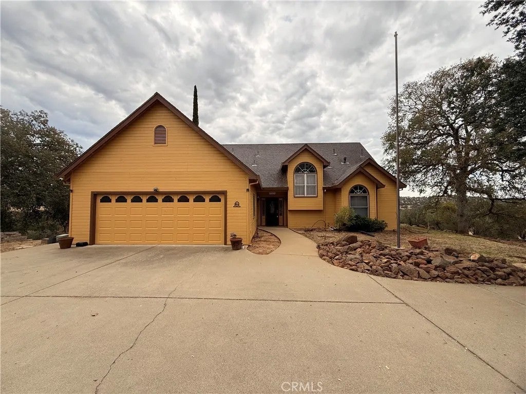 4985 Owens Creek — photo