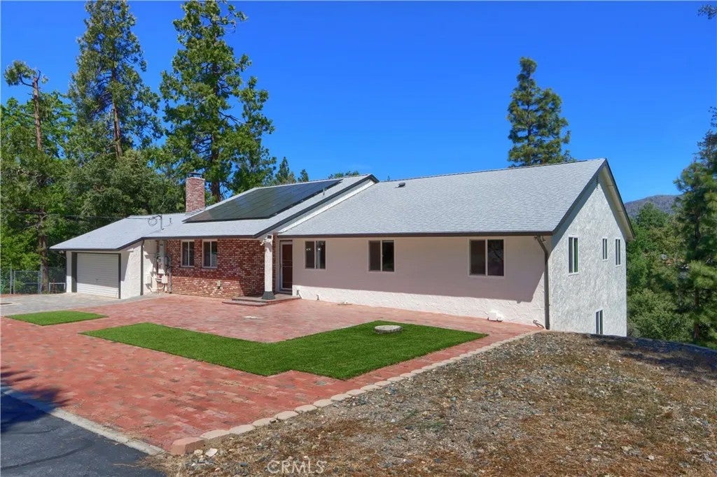 5750 Glacier Point — photo