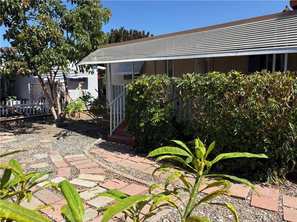 76 Shirle, Oceanside, CA 92058 — photo 3