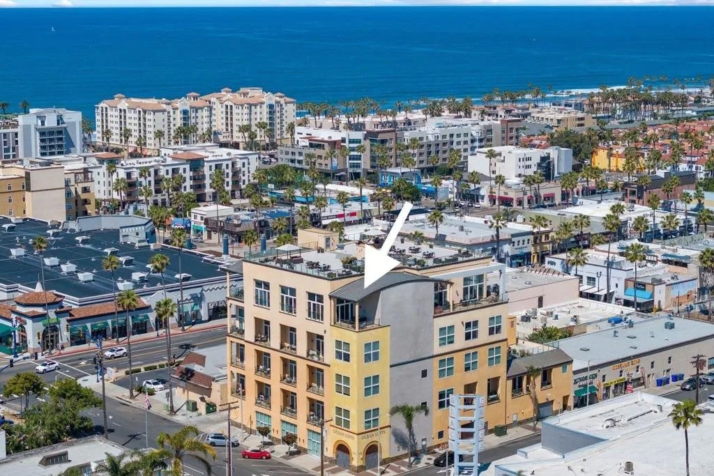 550 Seagaze Drive 29 — photo