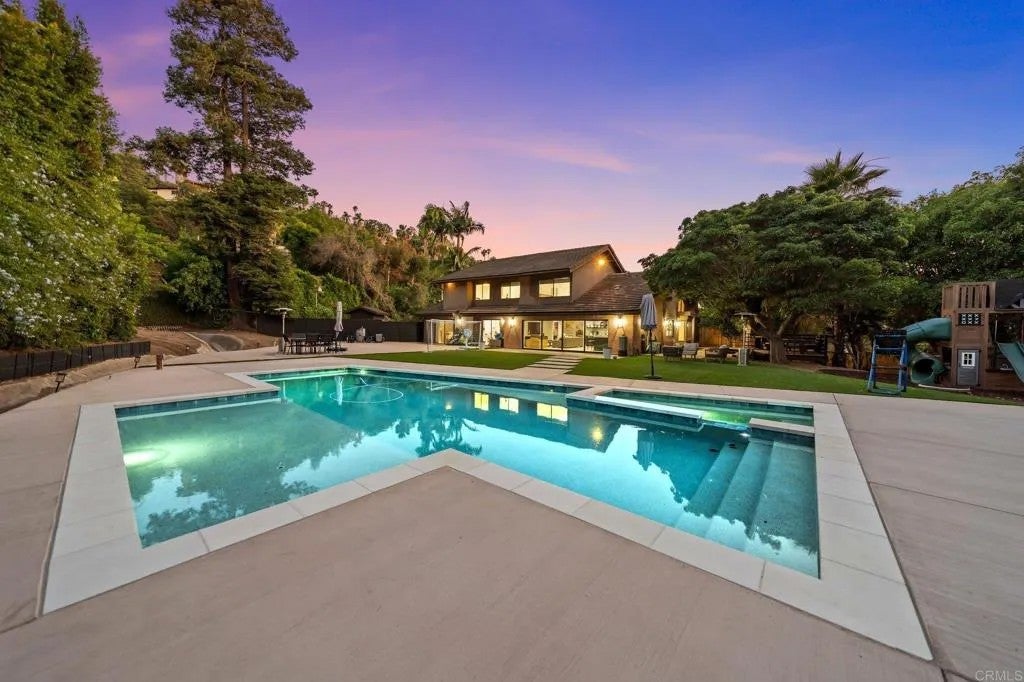 20 Lake Helix Drive — photo