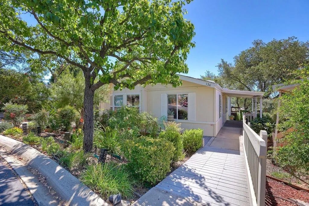 18218 Paradise Mountain Rd Spc 124 Lot 124 — photo