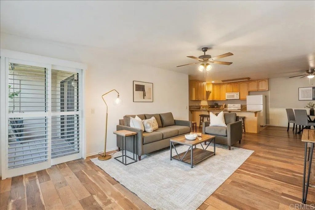 425 Autumn Drive 21 — photo