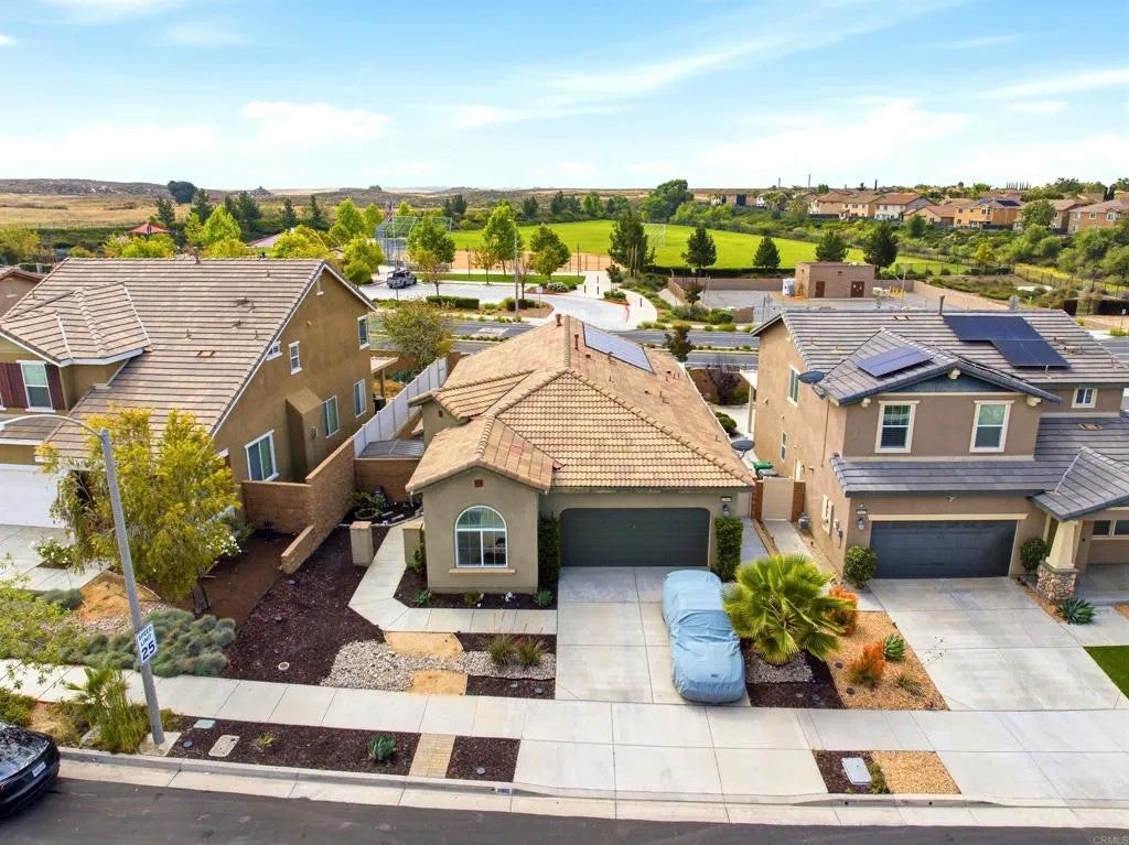 31869 Straw Lily Drive — photo