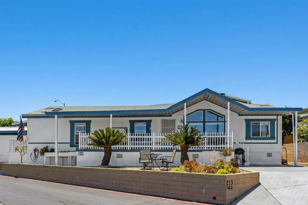 1401 El Norte Parkway Unit 219 — photo