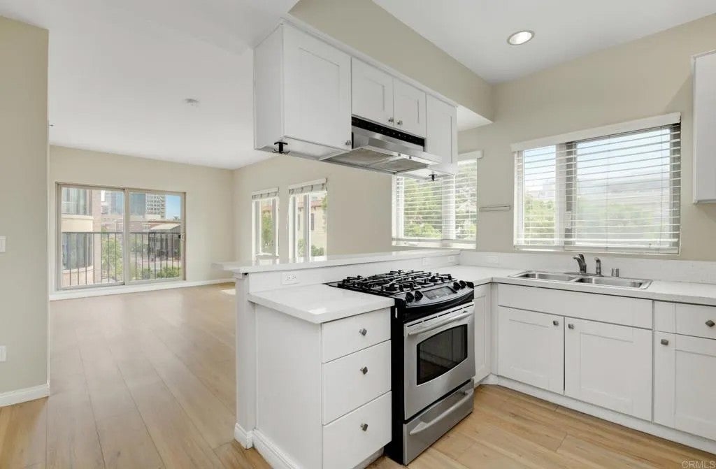 450 J St 4131 — photo