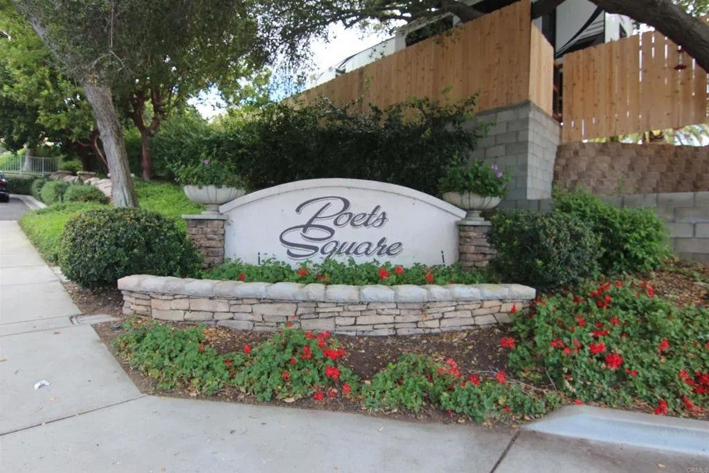 445 Poets Square, Fallbrook, CA 92028 — photo 2