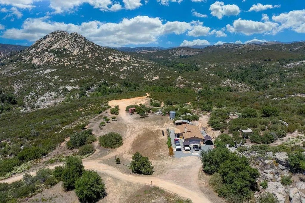 27824 Golden Eagle Road — photo
