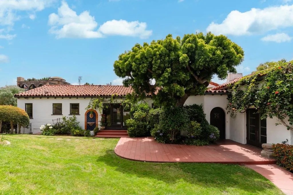1406 La Jolla Knoll — photo