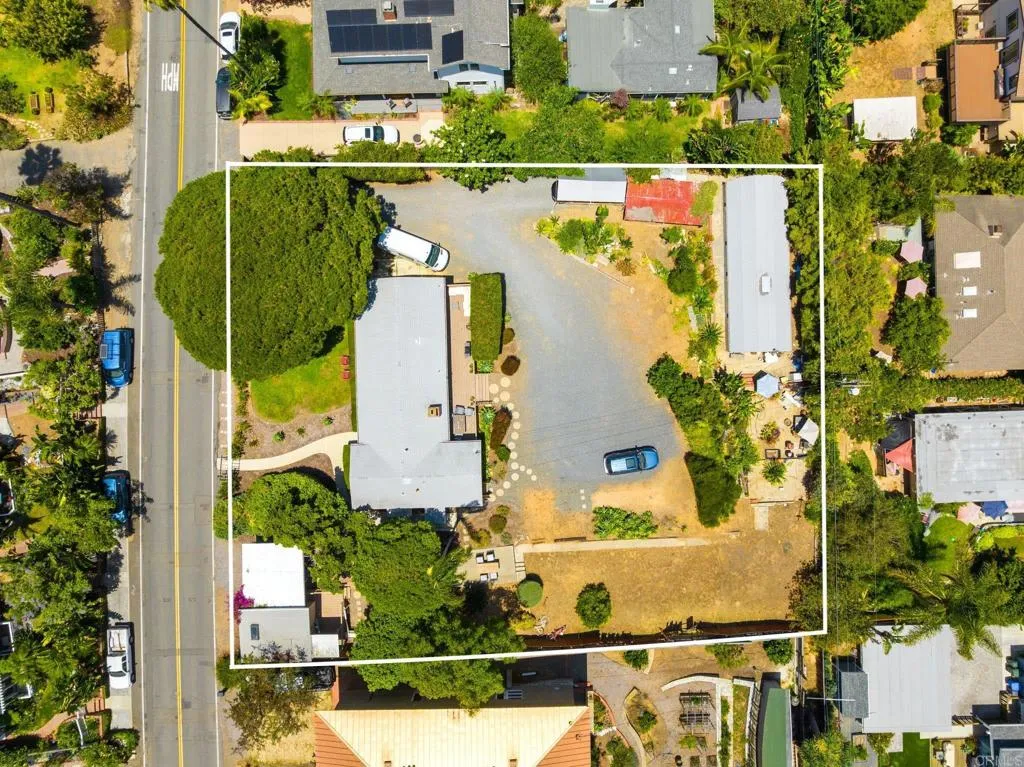 735 Cornish Drive, Encinitas, CA 92024 — photo 2