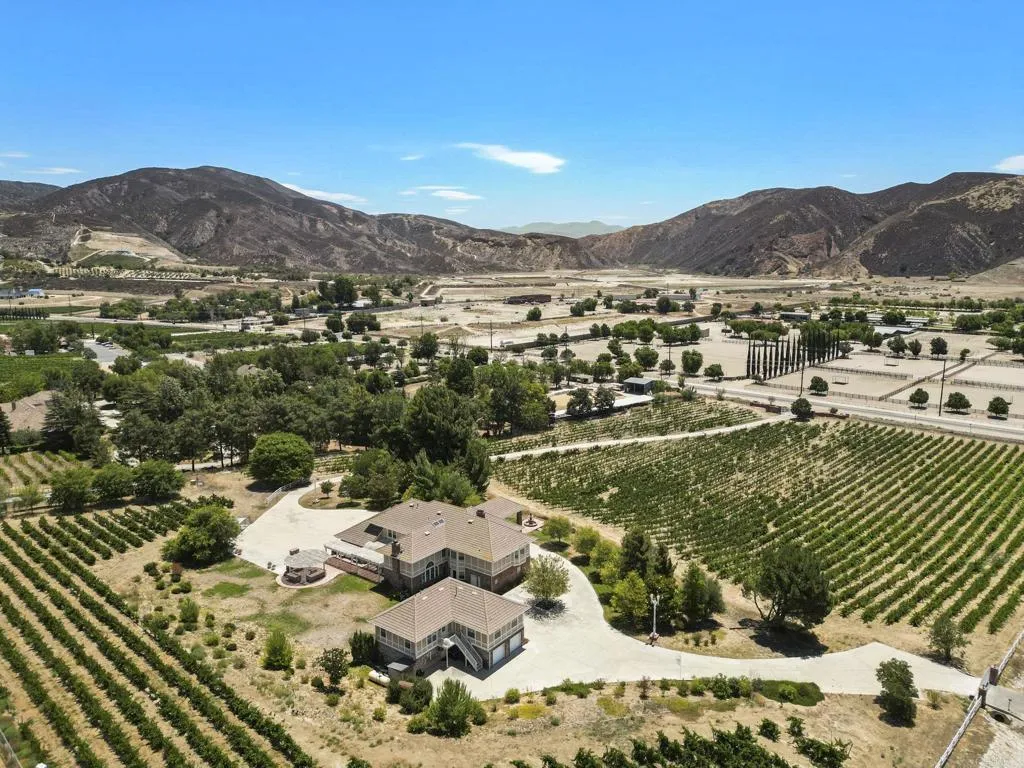36910 Pauba Rd, Temecula, CA 92592 — photo 3